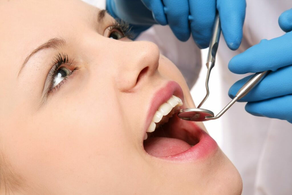 woman.dental.checkup